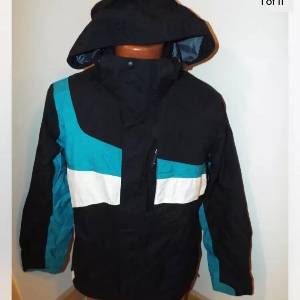 Vintage Nike ski jacket. Size large.